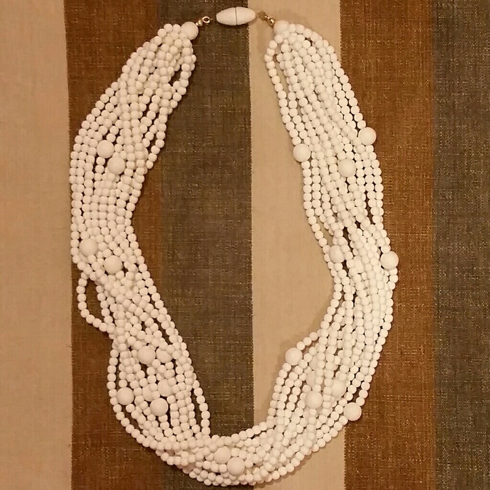 MULTI STRAND NECKLACE